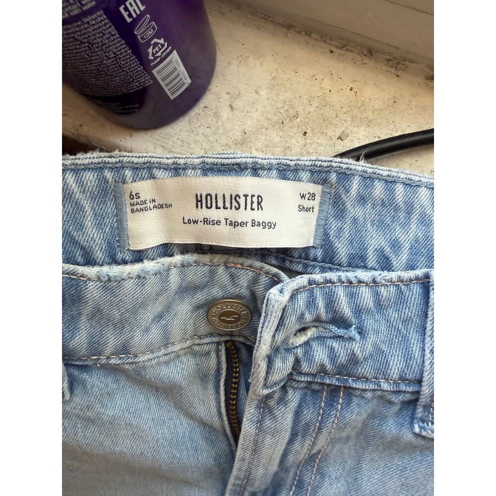 HOLLISTER Low Rise Taper Jeans Size 6 Short  Low Rise Light Wash Brand New - Picture 5 of 6